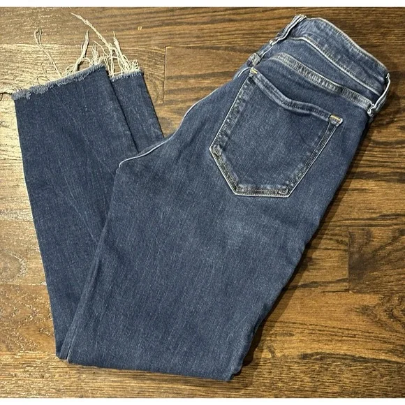 Abercrombie & Fitch Women's Super Skinny Ankle Mid Rise Raw Hem Jeans 28/6 - Picture 1 of 6